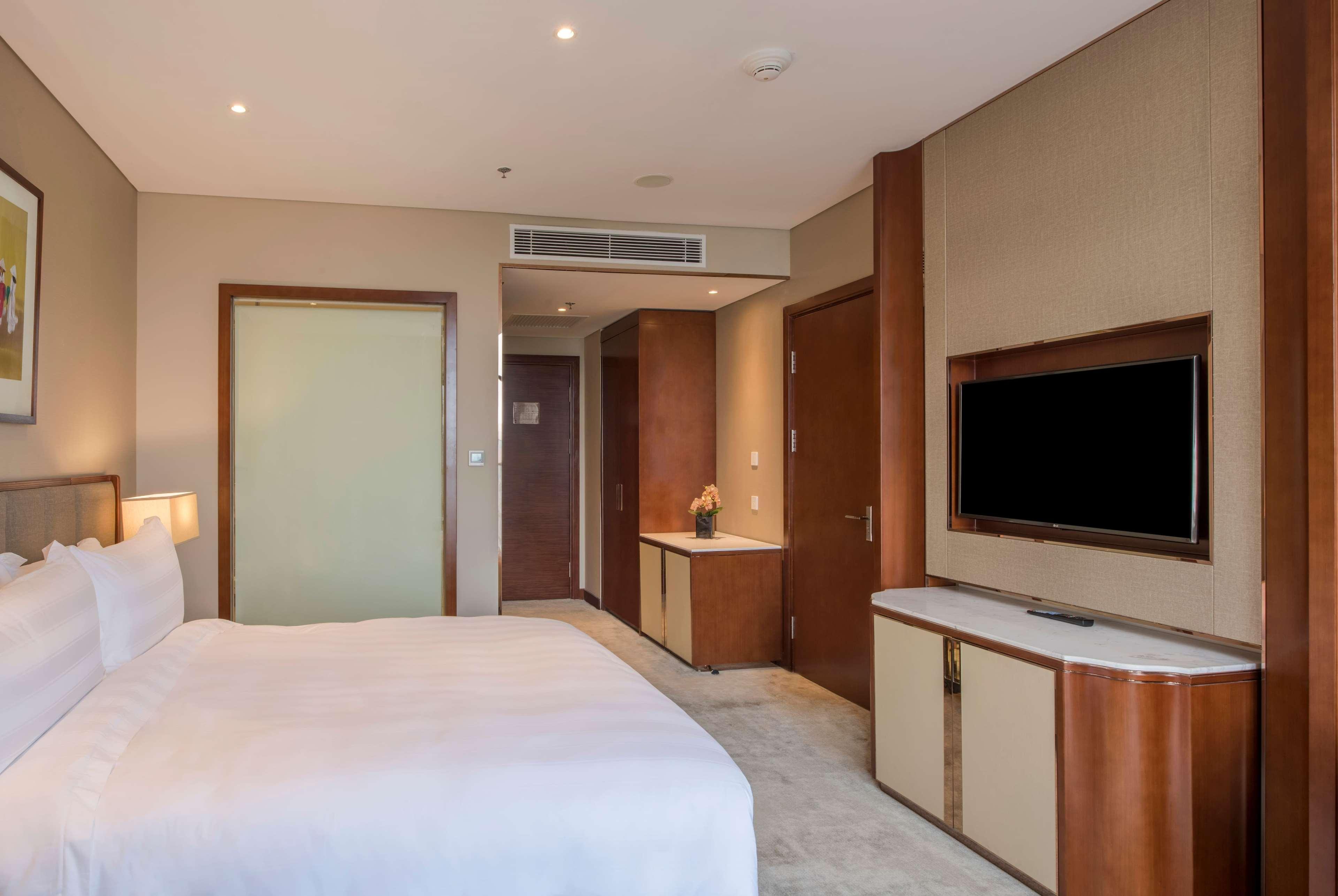 Wyndham Garden Hanoi Esterno foto