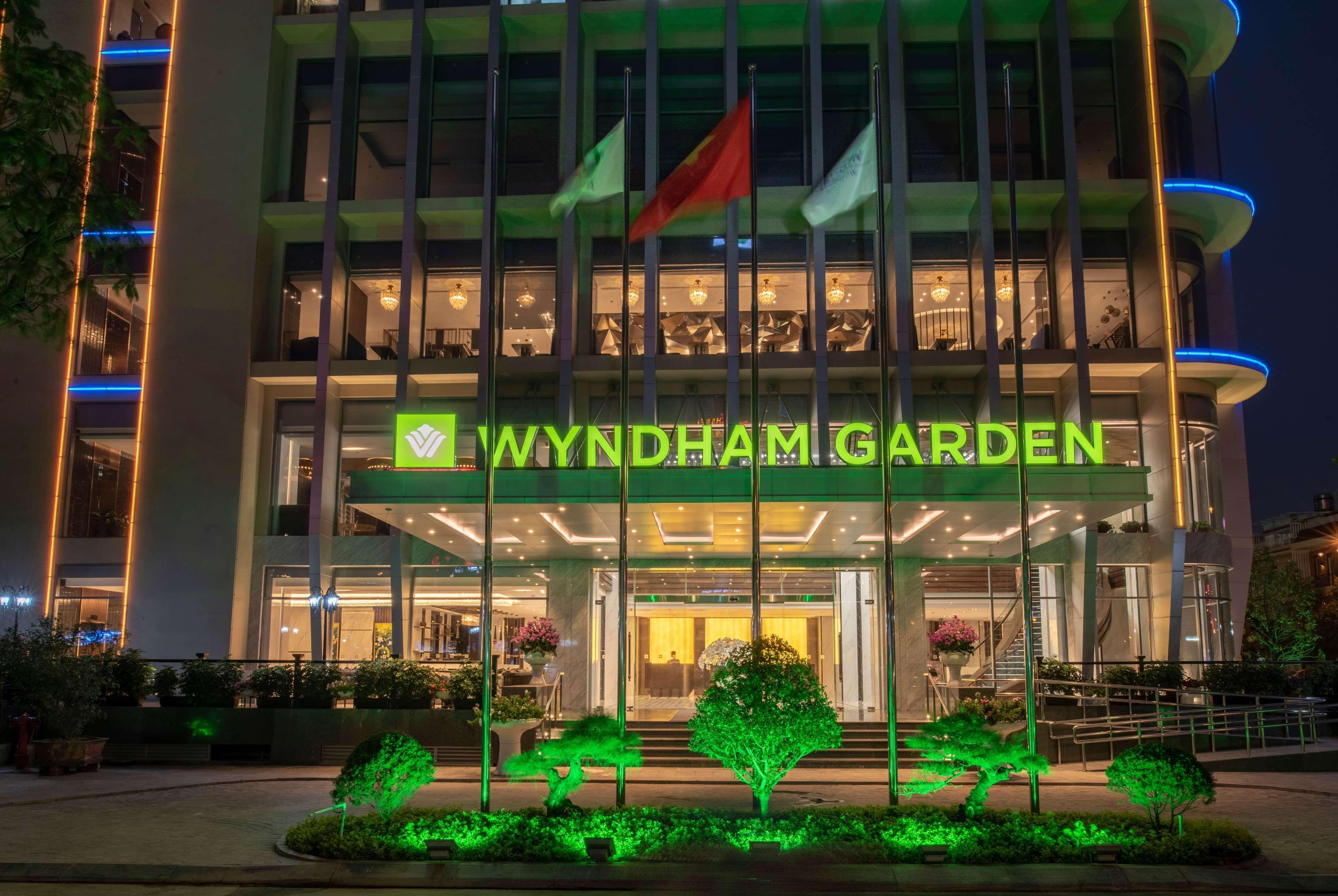 Wyndham Garden Hanoi Esterno foto