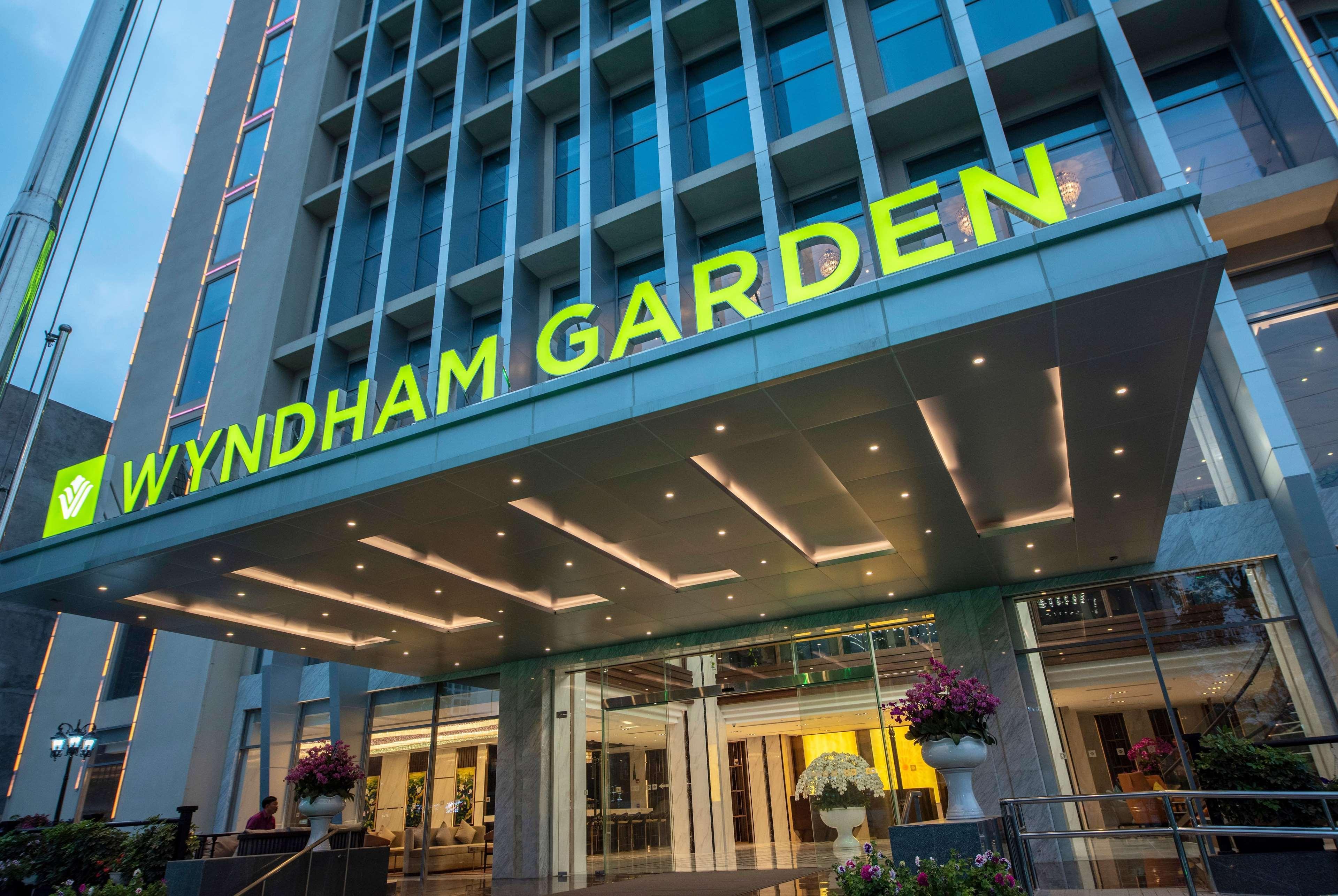 Wyndham Garden Hanoi Esterno foto
