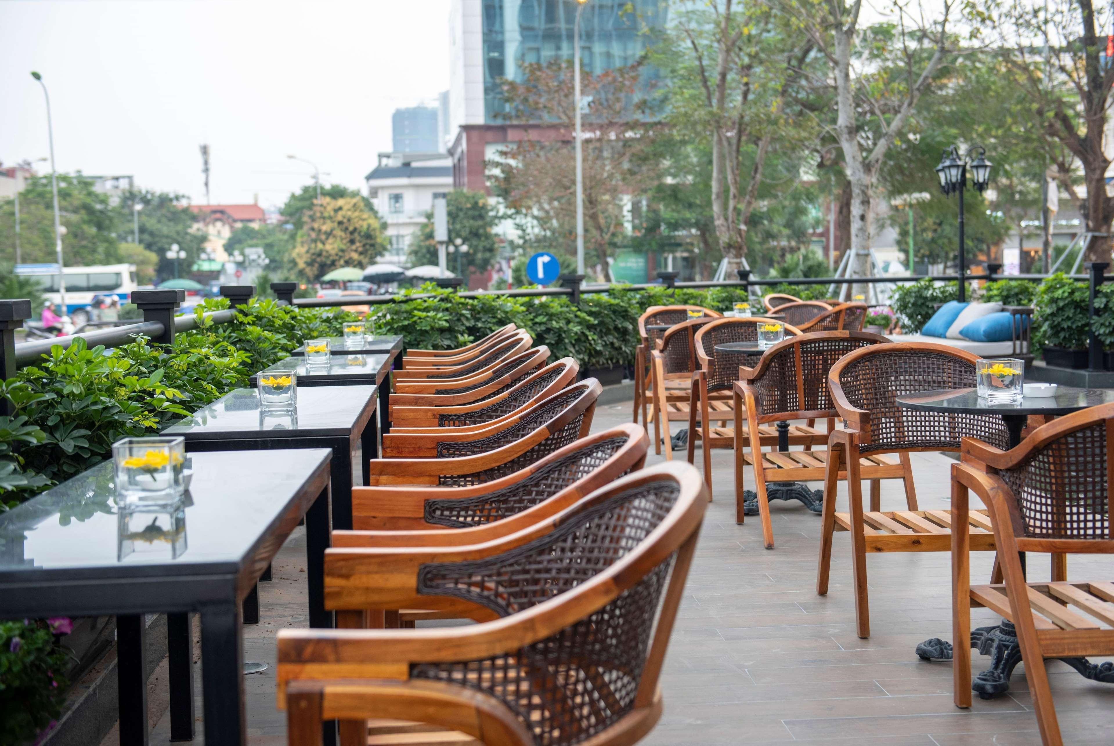Wyndham Garden Hanoi Esterno foto