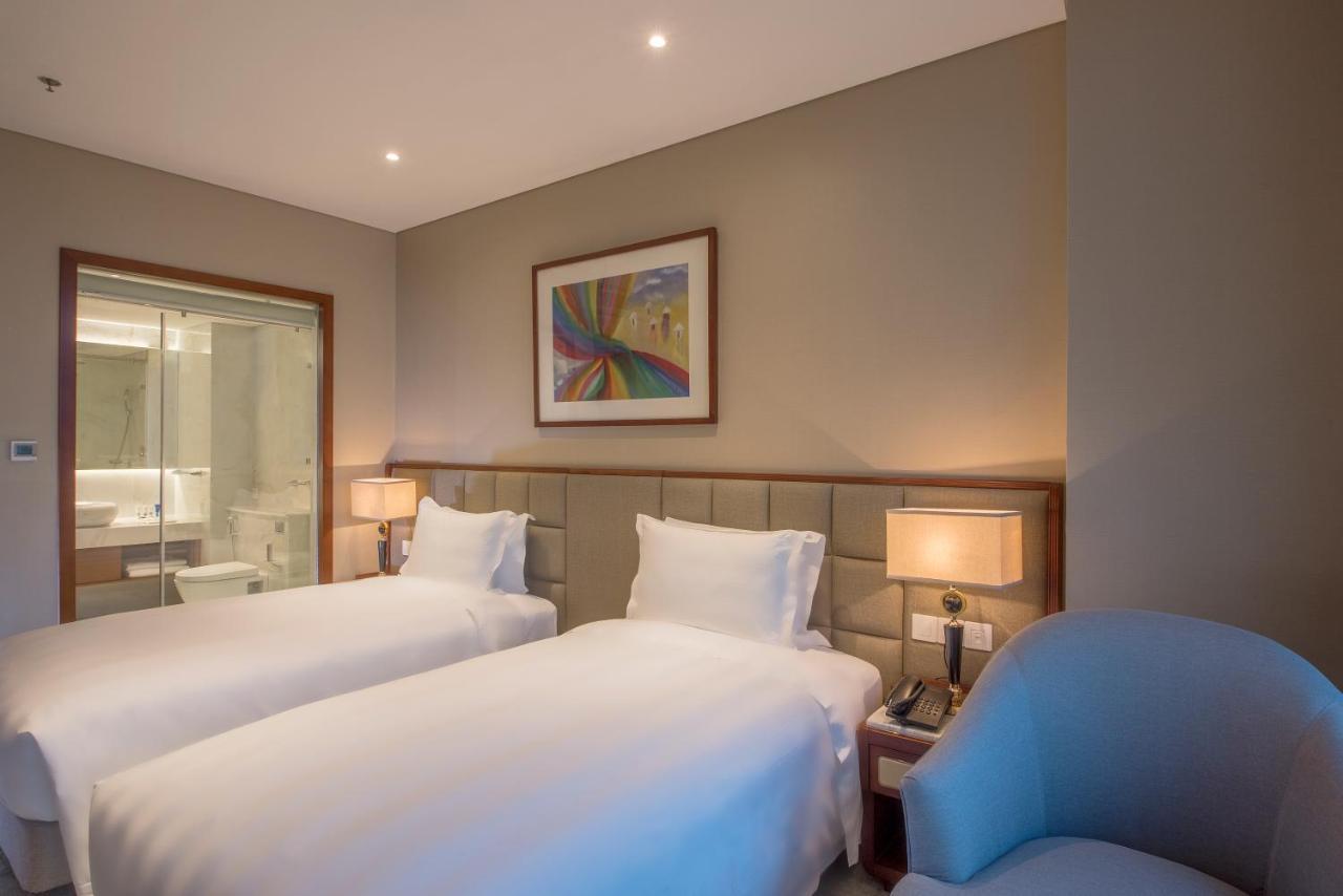 Wyndham Garden Hanoi Esterno foto