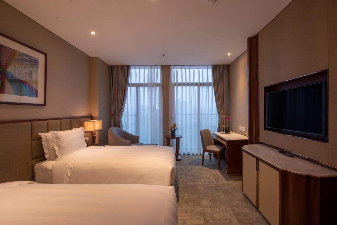 Wyndham Garden Hanoi Esterno foto